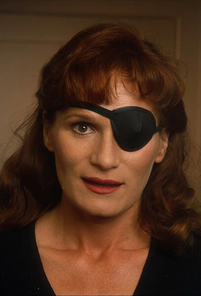 ツインピークス　ネイディーン・ハーリー